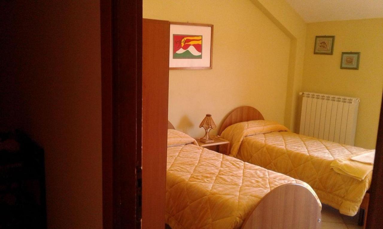 B&B Passo Del Falco Sorianello Esterno foto